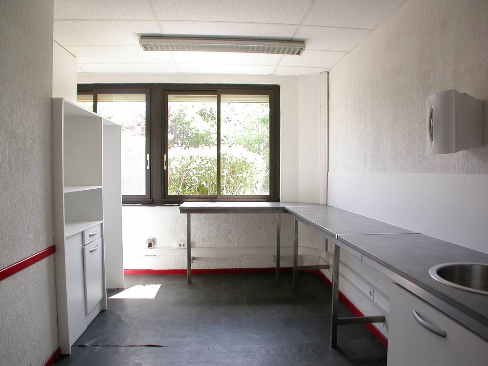 A vendre entrepôt 480 m² avec bureaux à Toulouse Sud-Ouest