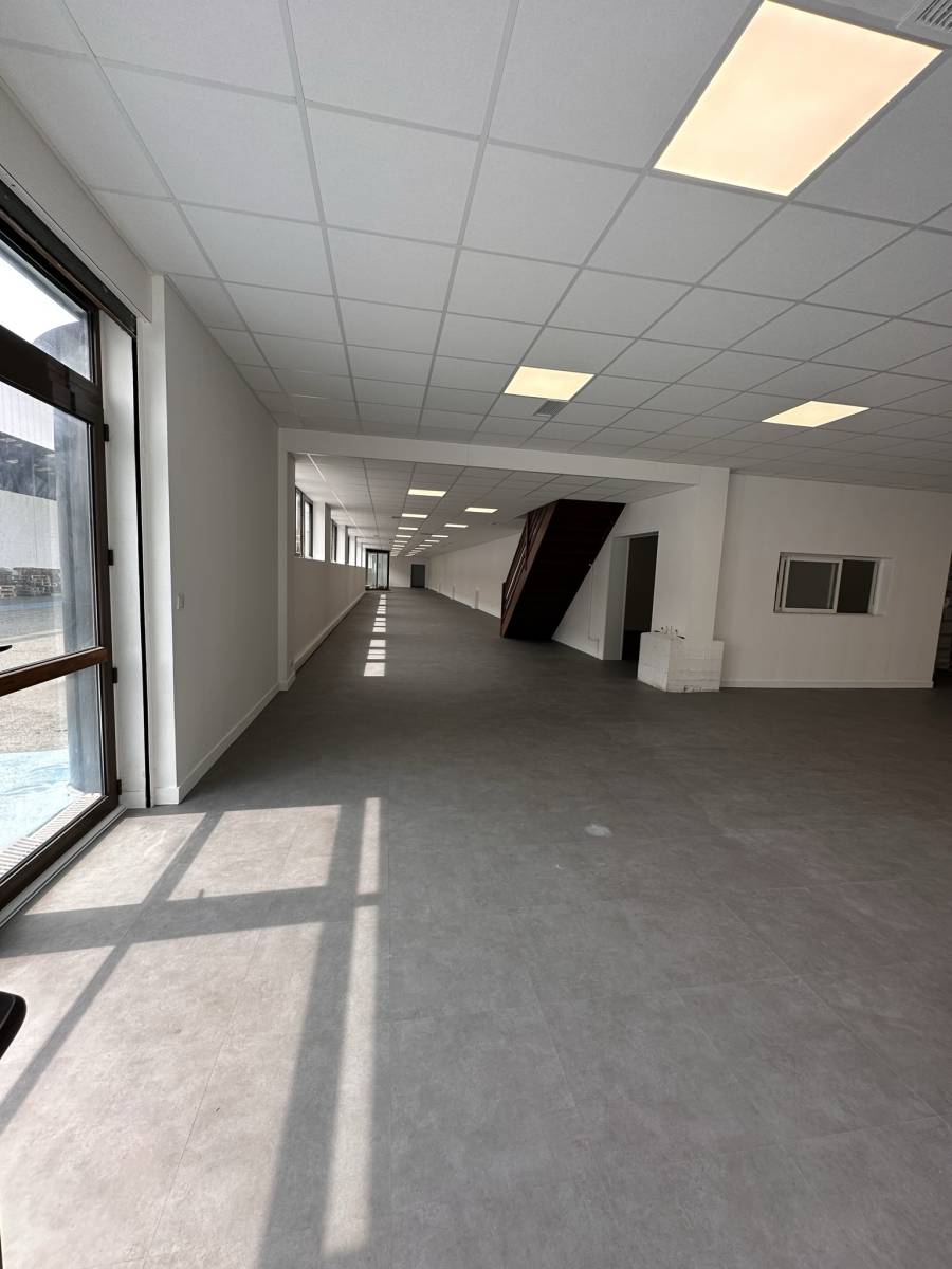 Entrepôt logistique et industriel 7 500 m² à vendre au cœur de Toulouse - Zone industrielle dynamique