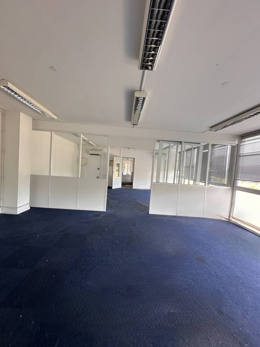 entrepôt avec 500 m² de bureaux Toulouse