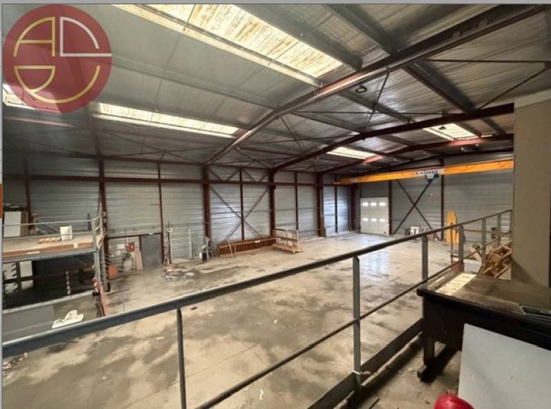 entrepôt a vendre plaisance du touch