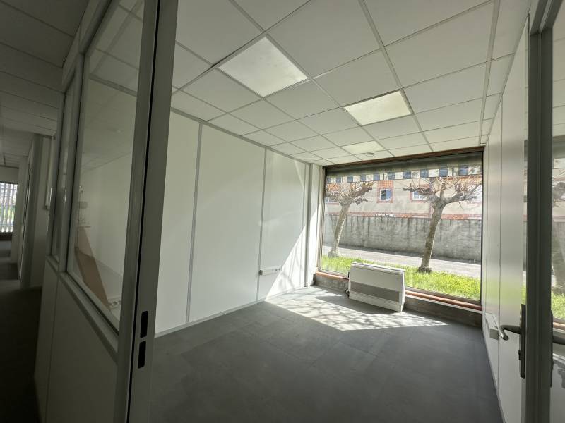 TOULOUSE NORD EST - LIMITE BORDEROUGE - LOCATION LOCAL D'ACTIVITE 440 m²