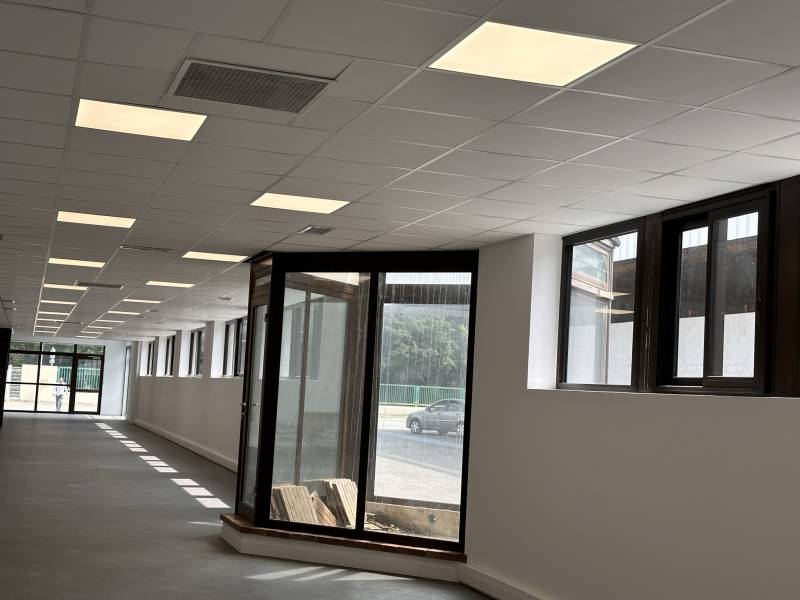 Vaste entrepôt à louer de 7 490 M² dans le secteur nord est de Toulouse